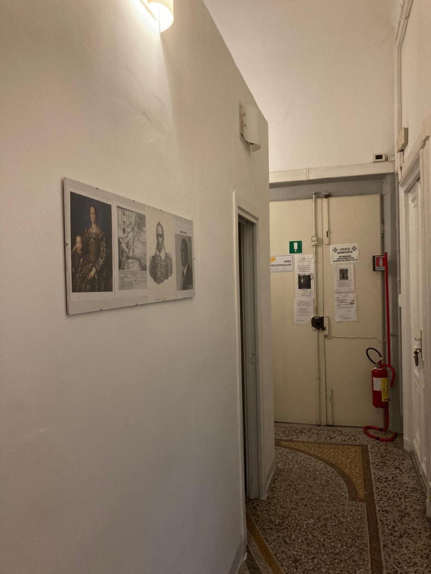 Guest House Roma Genua Buitenkant foto