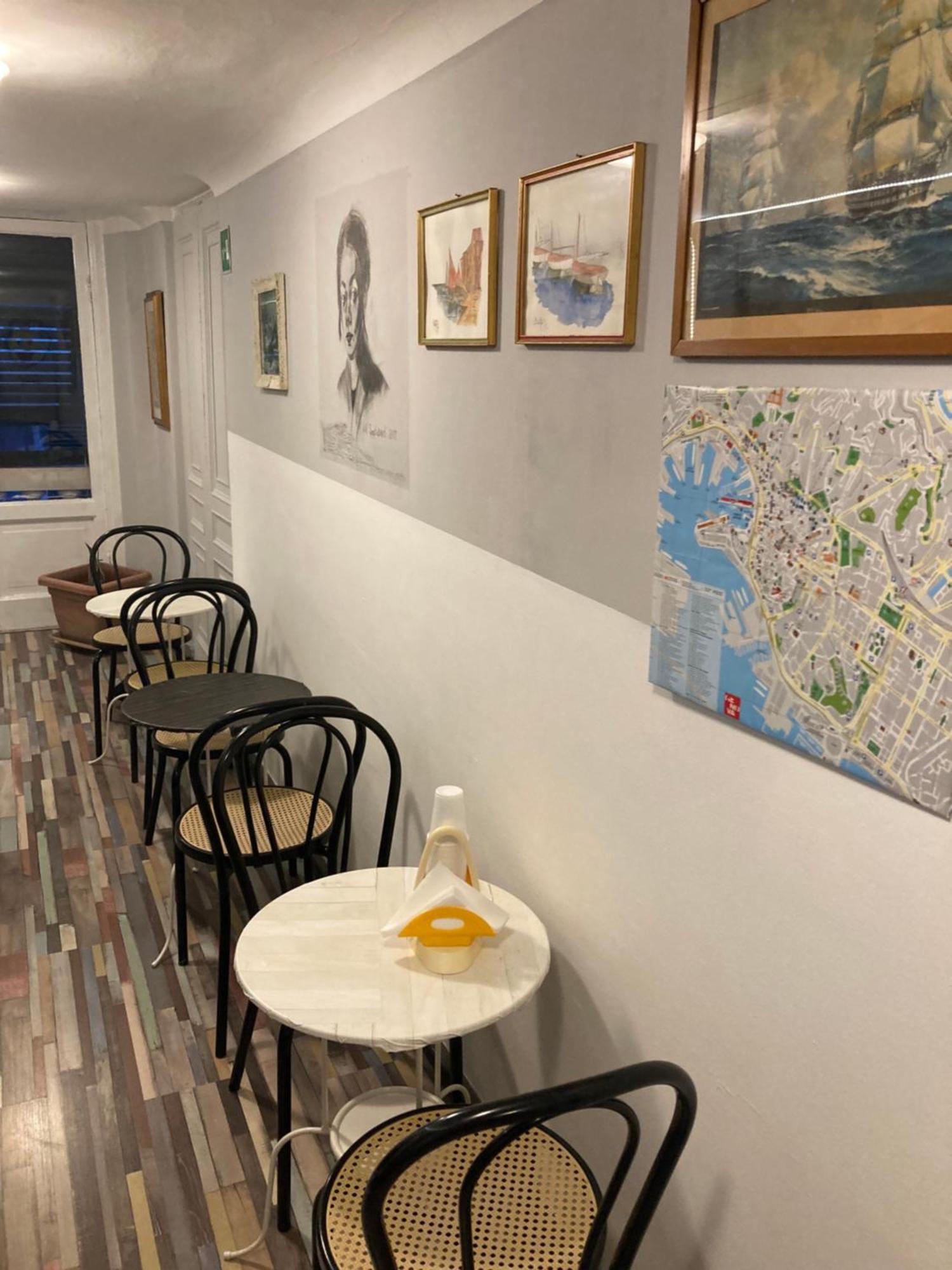 Guest House Roma Genua Buitenkant foto