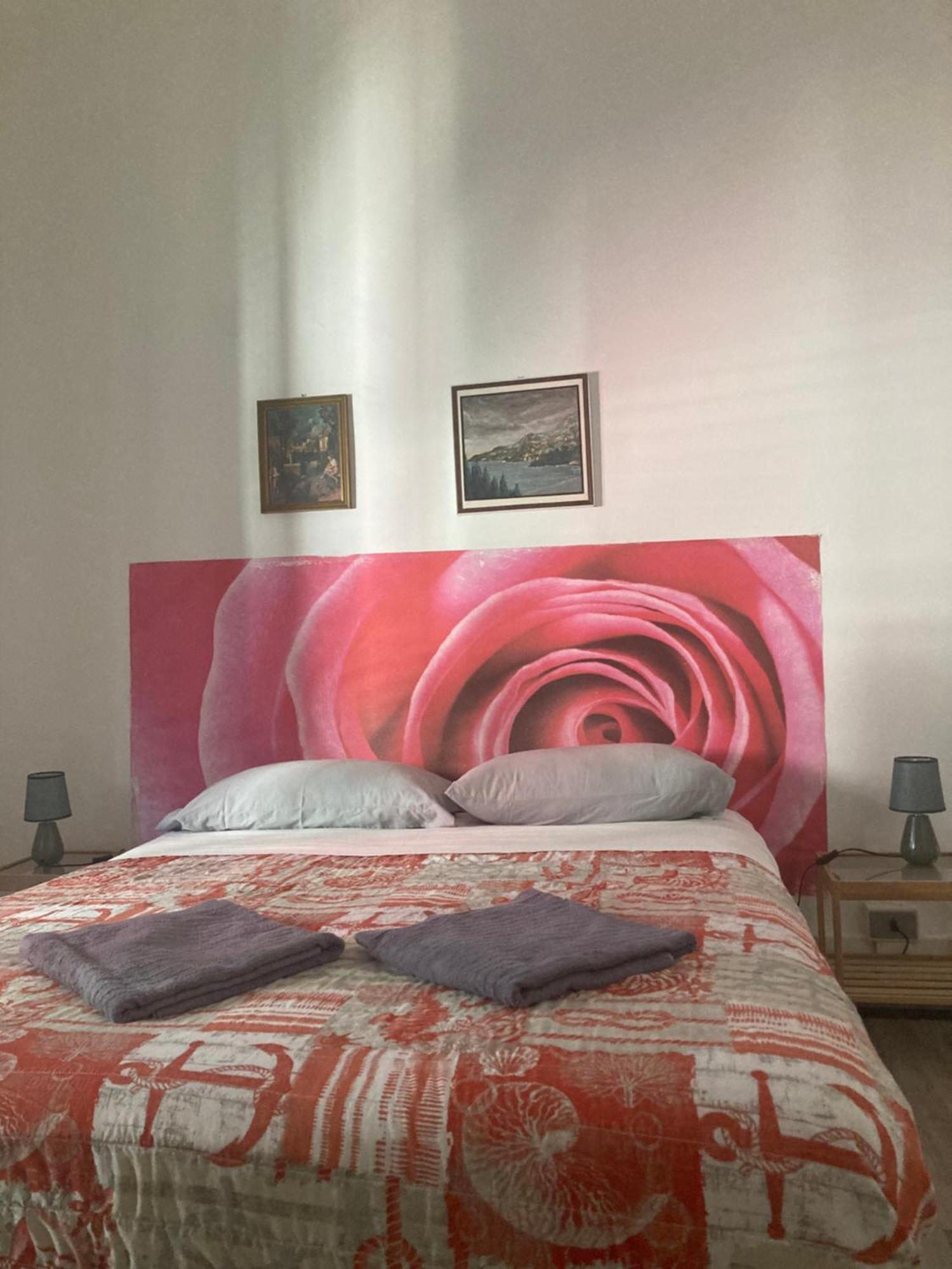 Guest House Roma Genua Buitenkant foto