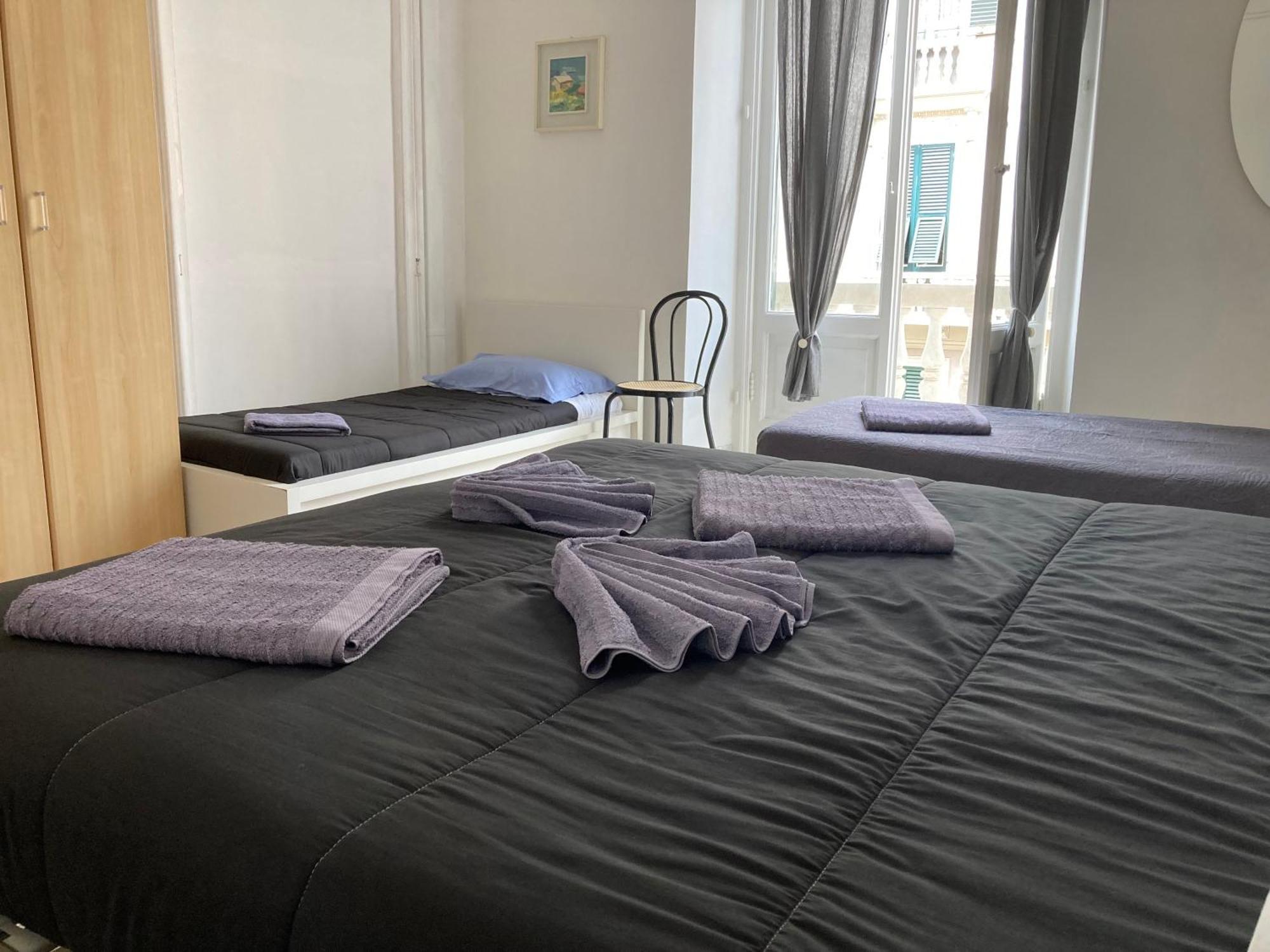 Guest House Roma Genua Buitenkant foto
