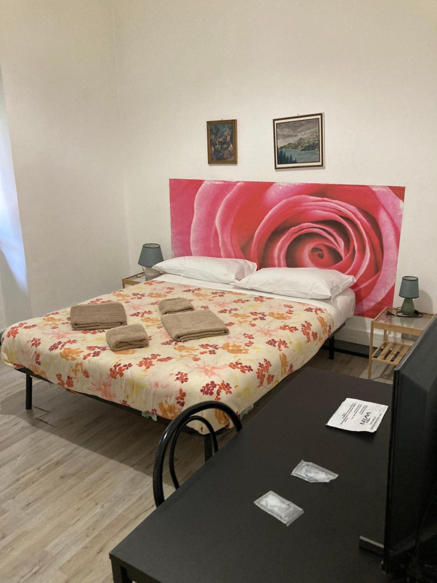 Guest House Roma Genua Buitenkant foto